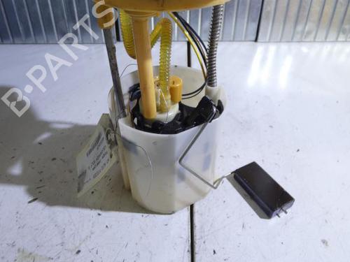 Used Fuel pump VW GOLF VI (5K1) 2.0 TDI (110 hp) 23698814