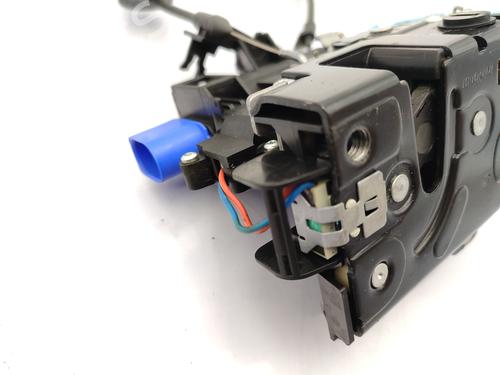 Rear right lock VW GOLF V (1K1) 2.0 TDI | BP23756849C99 