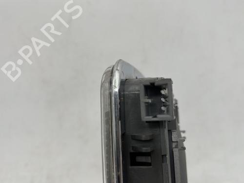 Used Interior roof light Interior roof light ALFA ROMEO 147 (937_) 1.9 JTDM 8V (937.AXD1A, 937.AXU1A, 937.BXU1A) (120 hp) 23757557 23757557