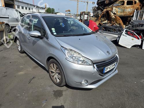Brukte deler til PEUGEOT 208 I (CA_, CC_)  1.6 HDi  4911527