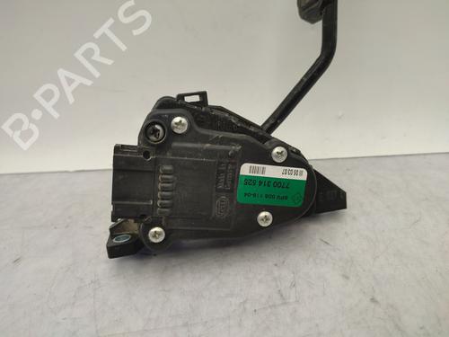Used Pedal Pedal RENAULT MASTER II Van (FD) 2.5 dCi (FD01, FD02, FD21, FD22, FD31, FD32, FD3Y, FD71,... (120 hp) 25477061 25477061