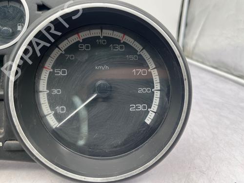 Used Instrument cluster Instrument cluster 37419076 37419076