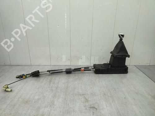 Used Gear lever PEUGEOT 308 II (LB_, LP_, LW_, LH_, L3_) 1.5 BlueHDi 130 (131 hp) 25770790