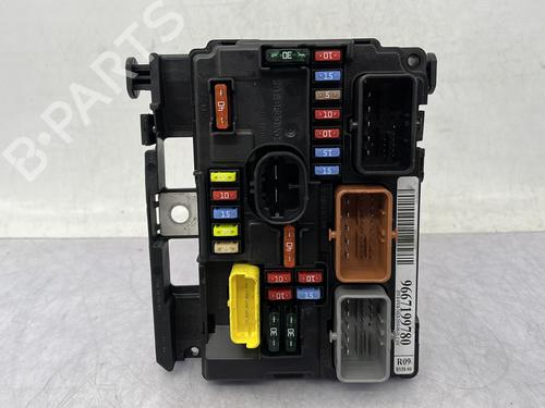 Used Fuse box Fuse box CITROËN C3 Picasso (SH_) 1.6 HDi (90 hp) 33125499 33125499