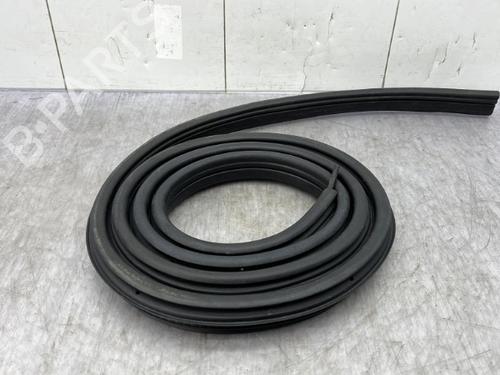 Used Rubber door seal DACIA SPRING EV (B6M1) (45 hp) 23758144