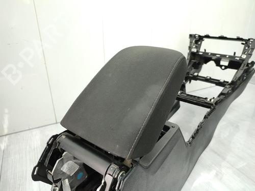 Used Middle console VW GOLF VII (5G1, BQ1, BE1, BE2) 1.6 TDI (105 hp) 23719734