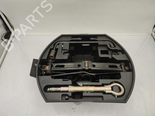 Used Jack Kit CITROËN C4 I (LC_) 1.6 HDi (109 hp) 23683896