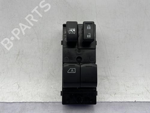 Used Left front window switch NISSAN MICRA IV (K13K, K13KK) 1.2 (80 hp) 23761082