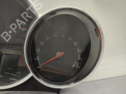 Used Instrument cluster CHEVROLET CRUZE (J300) 2.0 CDI (163 hp) 23711400