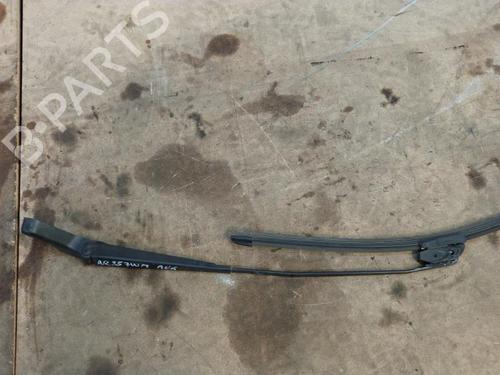 Used Front windshield wiper arm JAGUAR X-TYPE I (X400) 2.1 V6 (156 hp) 23669421