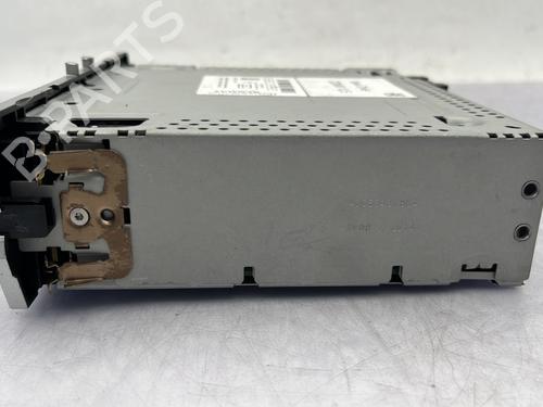 Used Radio Radio 33118209 33118209