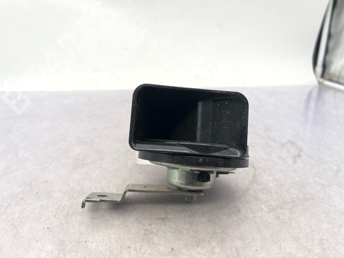 Horn Horn NISSAN PULSAR Hatchback (C13) 1.5 dCi (110 hp) 37587232 37587232