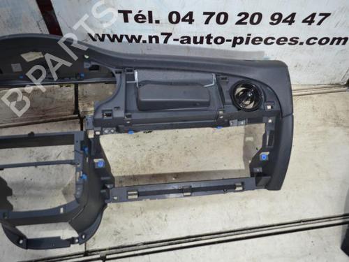 Used Dashboard Dashboard MINI MINI (R50, R53) Cooper (116 hp) 23687763 23687763