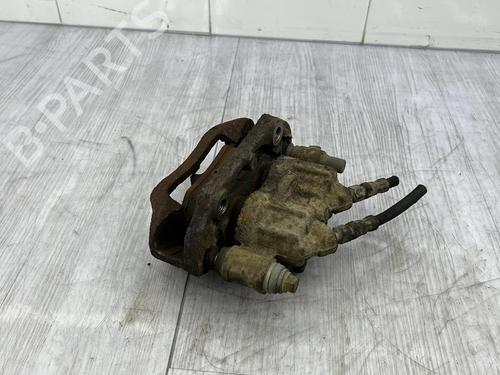 Used Right front brake caliper Right front brake caliper VOLVO 740 Kombi (745) 2.0 (121 hp) 23701257 23701257
