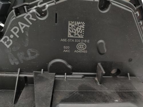 rear-right-lock-vw-t-roc-a11-d11-2017-23759389 main image