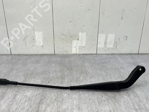 Used Front windshield wiper arm MERCEDES-BENZ A-CLASS (W169) A 180 CDI (169.007, 169.307) (109 hp) 24646349