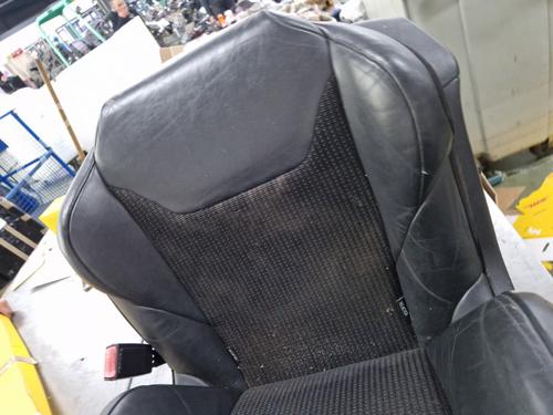 Right front seat CITROËN C5 III (RD_) 2.0 HDi 140 (RDRHF8, RDRHFA, RDRHA8, RDRHAJ) | BP32187677C16  - Image 17