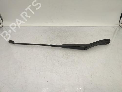 Used Front windshield wiper arm DACIA DUSTER (HS_) 1.5 dCi (109 hp) 25051853