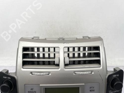 Used Radio Radio TOYOTA YARIS (_P9_) 1.4 D-4D (NLP90_, NLP90R) (90 hp) 36400923 36400923