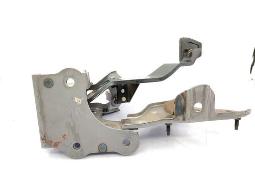 Used Break pedal NISSAN X-TRAIL II (T31) 2.0 dCi 4x4 (173 hp) 23722335