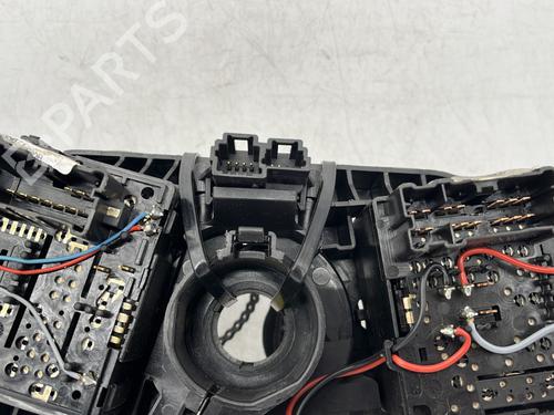 Steering column stalk RENAULT CLIO IV (BH_) 1.5 dCi 75 | BP30755087I23 