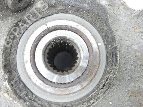 Used Left front steering knuckle Left front steering knuckle RENAULT CLIO II (BB_, CB_) 1.9 D (B/CB0E, BB0J) (64 hp) 23673590 23673590