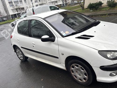 Used Parts PEUGEOT 206 Hatchback (2A/C) 1.4 16V 4614543