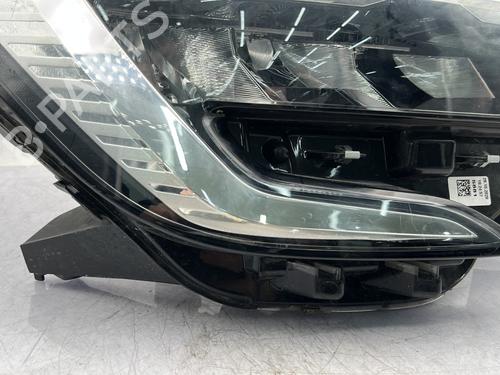 Right headlight RENAULT CLIO V (B7_) 1.5 Blue dCi 85 (B7AG) | BP29839384C29
