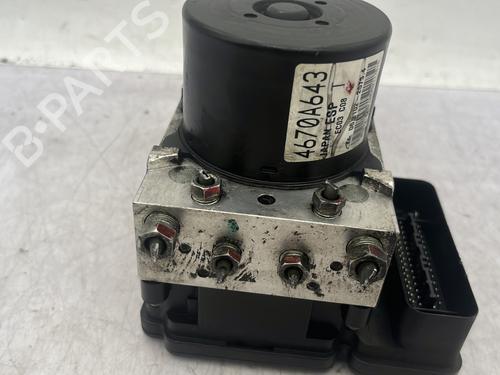 ABS pump PEUGEOT 4008 1.8 HDi AWC | BP30961257M43  - Image 6