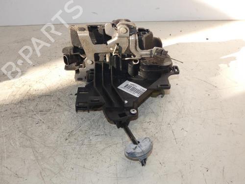 Used Front right lock VW CADDY III Box Body/MPV (2KA, 2KH, 2CA, 2CH) 1.9 TDI (105 hp) 23670538