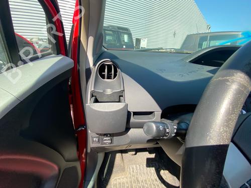 Dashboard TOYOTA YARIS (_P9_) 1.4 D-4D (NLP90_, NLP90R) | BP37644888C46 - Image 65