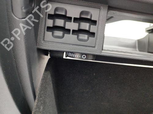 Used Glove box VW GOLF VII (5G1, BQ1, BE1, BE2) 1.6 TDI (115 hp) 23707103