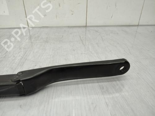 Front windshield wiper arm BMW X5 (E53) 3.0 d | BP23723167C143 