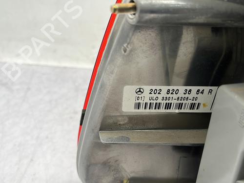Used Right taillight Right taillight MERCEDES-BENZ C-CLASS (W202) C 220 D (202.121) (95 hp) 32745185 32745185