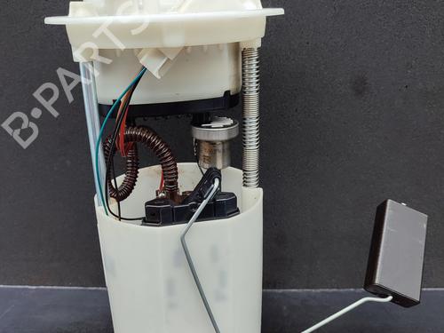 Used Fuel pump FIAT 500 (312_) 1.2 (312AXA1A) (69 hp) 23755535