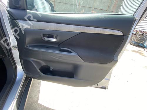 Used Seats set Seats set MITSUBISHI OUTLANDER III (GG_W, GF_W, ZJ, ZL, ZK) 2.2 Di-D 4WD (GF6W) (150 hp) 36440072 36440072