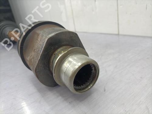 Used Right front driveshaft RENAULT TRAFIC Van (T_, P_, V_) [1989-2002]  23679716