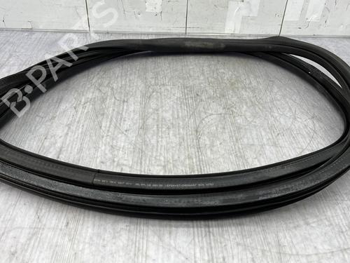 Rubber door seal VW GOLF VI (5K1) 2.0 TDI | BP23878628C142 
