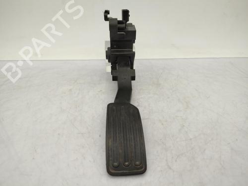 pedal-nissan-pulsar-hatchback-c13-2014-23712361 main image
