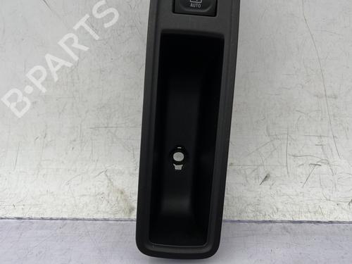 right-rear-window-switch-renault-clio-v-b7_-2019-23759007 main image
