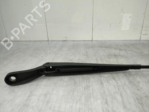 Used Front windshield wiper arm RENAULT ZOE (BFM_) ZOE (88 hp) 23708575