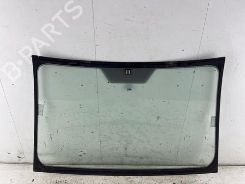 Used Windscreen Windscreen TOYOTA YARIS (_P9_) 1.4 D-4D (NLP90_, NLP90R) (90 hp) 35998342 35998342