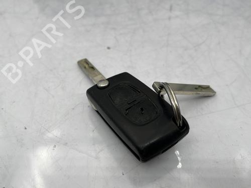 Used Electronic module Electronic module CITROËN C3 II (SC_) 1.4 HDi 70 (SC8HZC, SC8HR0, SC8HP4) (68 hp) 30890330 30890330