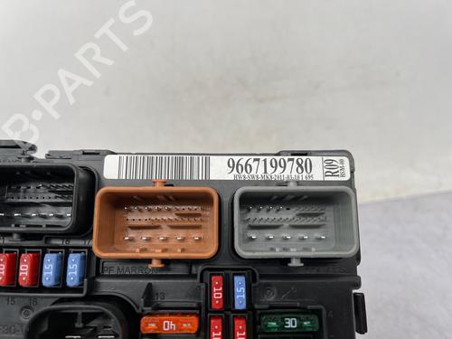 fuse-box-citroen-c3-ii-sc_-2009-36293566 main image