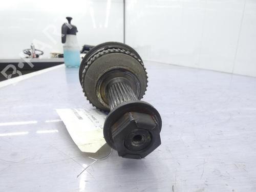 Used Right front driveshaft Right front driveshaft FORD MONDEO II (BAP) 1.8 TD (90 hp) 23701577 23701577