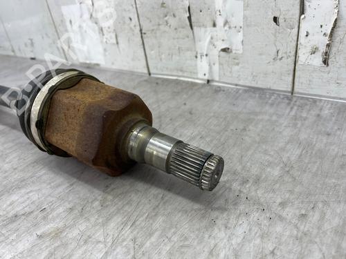 Left front driveshaft VOLVO V40 Hatchback (525) D2 | BP37284392M38 - Image 2