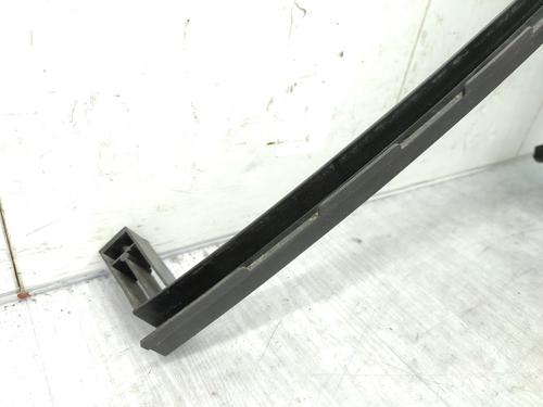 Front right quarter glass PEUGEOT 208 I (CA_, CC_) 1.6 BlueHDi 100 | BP23749977C112