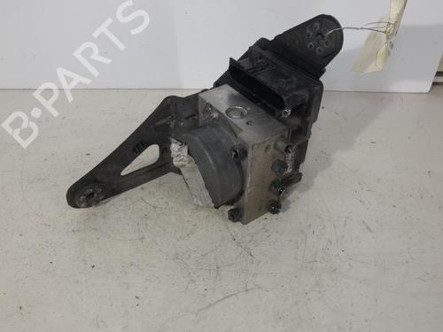 Used ABS pump RENAULT SCÉNIC II (JM0/1_) 1.5 dCi (JM1E, JM16) (106 hp) 23694818