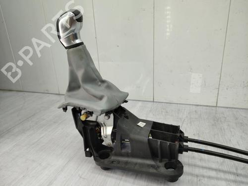 Used Gear lever PEUGEOT 208 I (CA_, CC_) 1.2 VTI 82 (82 hp) 23720738