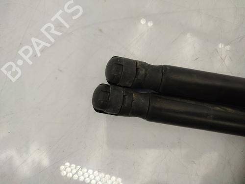 tailgate-lift-support-seat-leon-5f1-2012-2013-2014-2015-2016-2017-2018-2019-2020-2021-25375389 main image